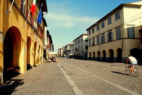 LIBRI IN...CORSO A CASCINA