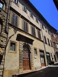 TARTUFI E RICCIARELLI  A  VOLTERRA